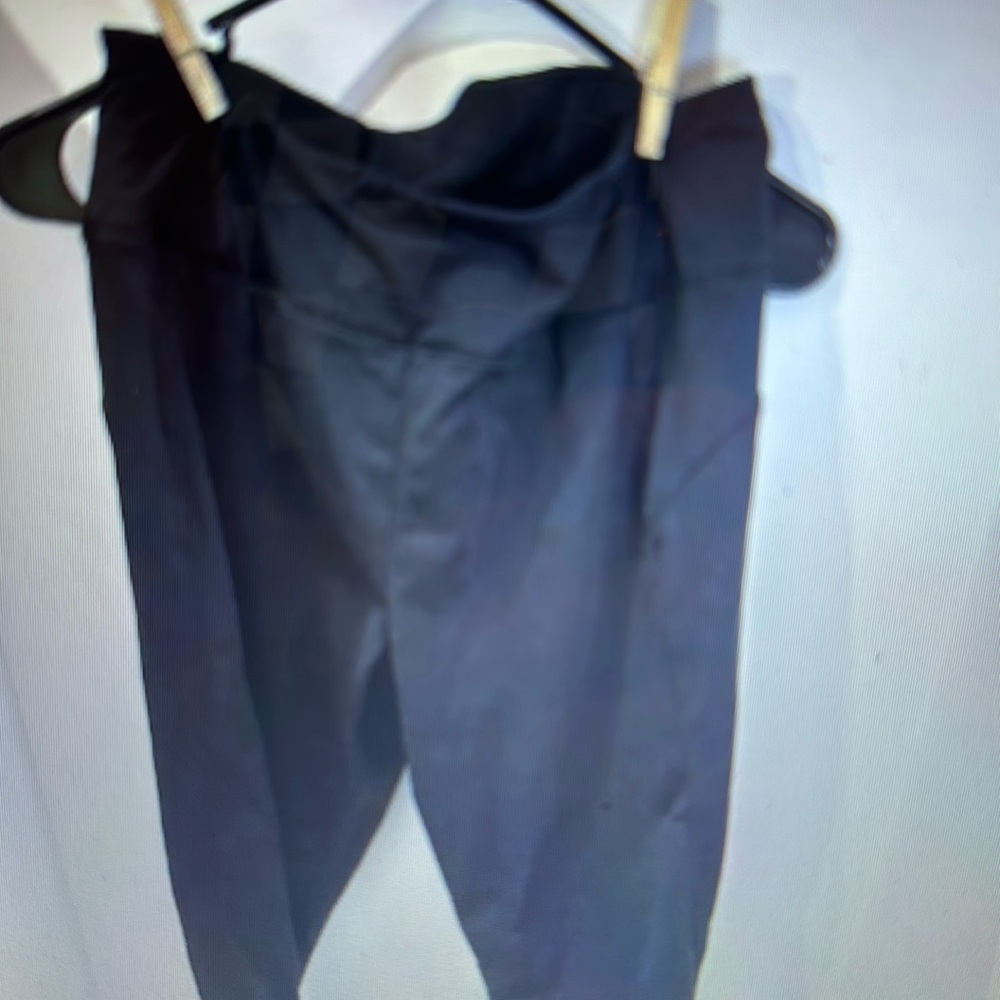 Med black jogger pants